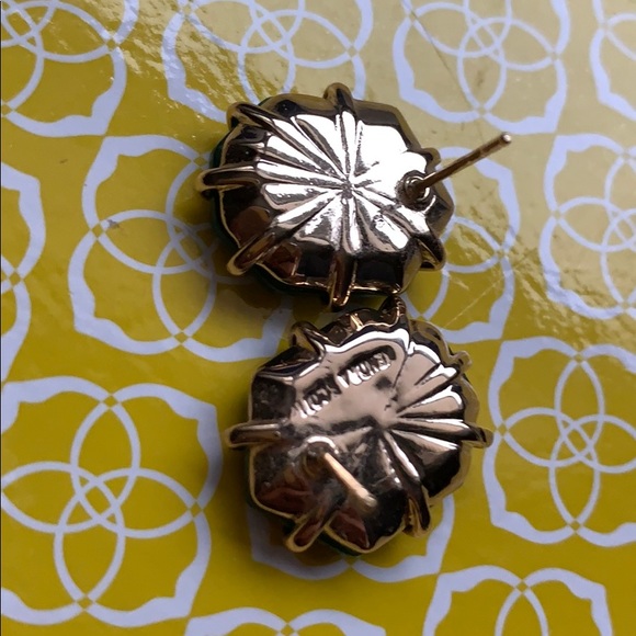 💚SOLD💚KS💚Morgan Studs in Emerald Green - Picture 5 of 6